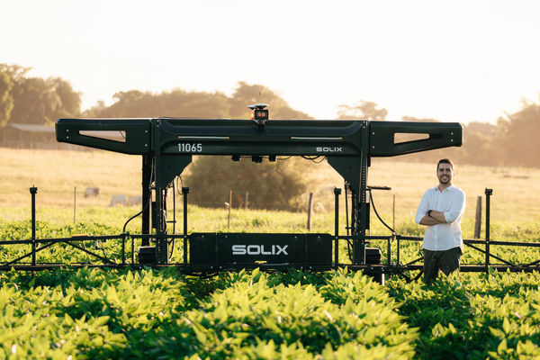 SFTW Convo: Technology that lives in the field with Léo Carvalho